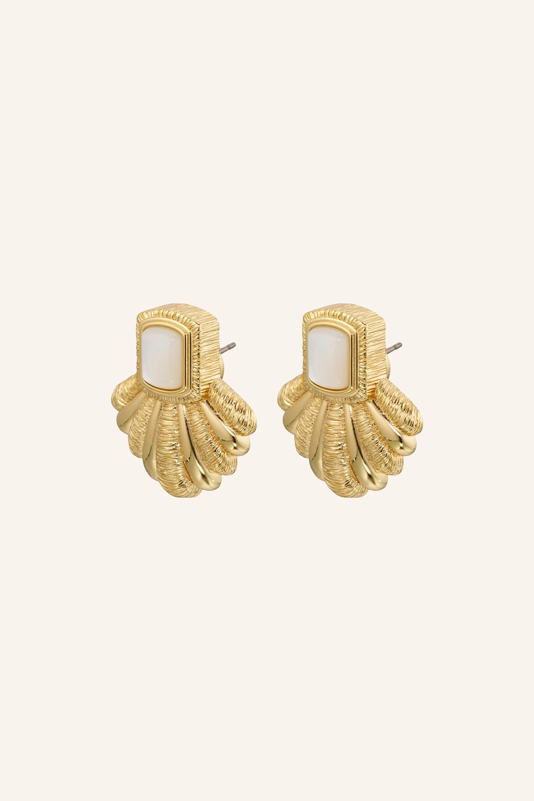 Mirae Earrings in Pearl