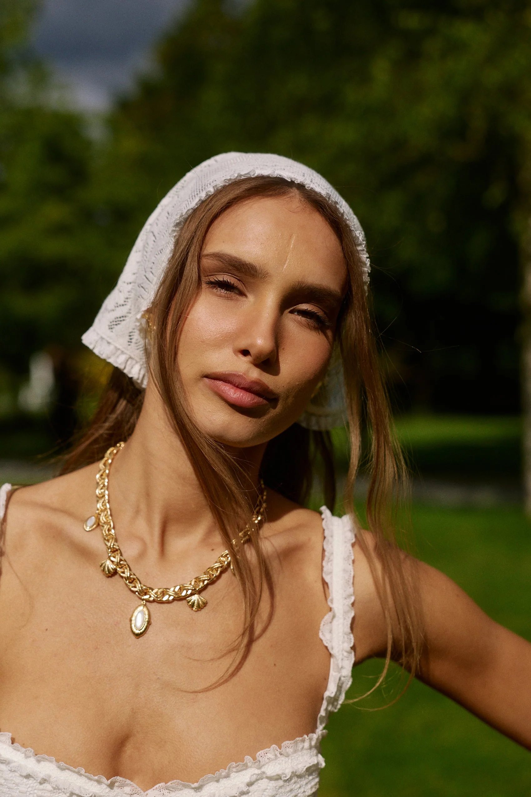 Sorella Necklace in Pearl - Image 10
