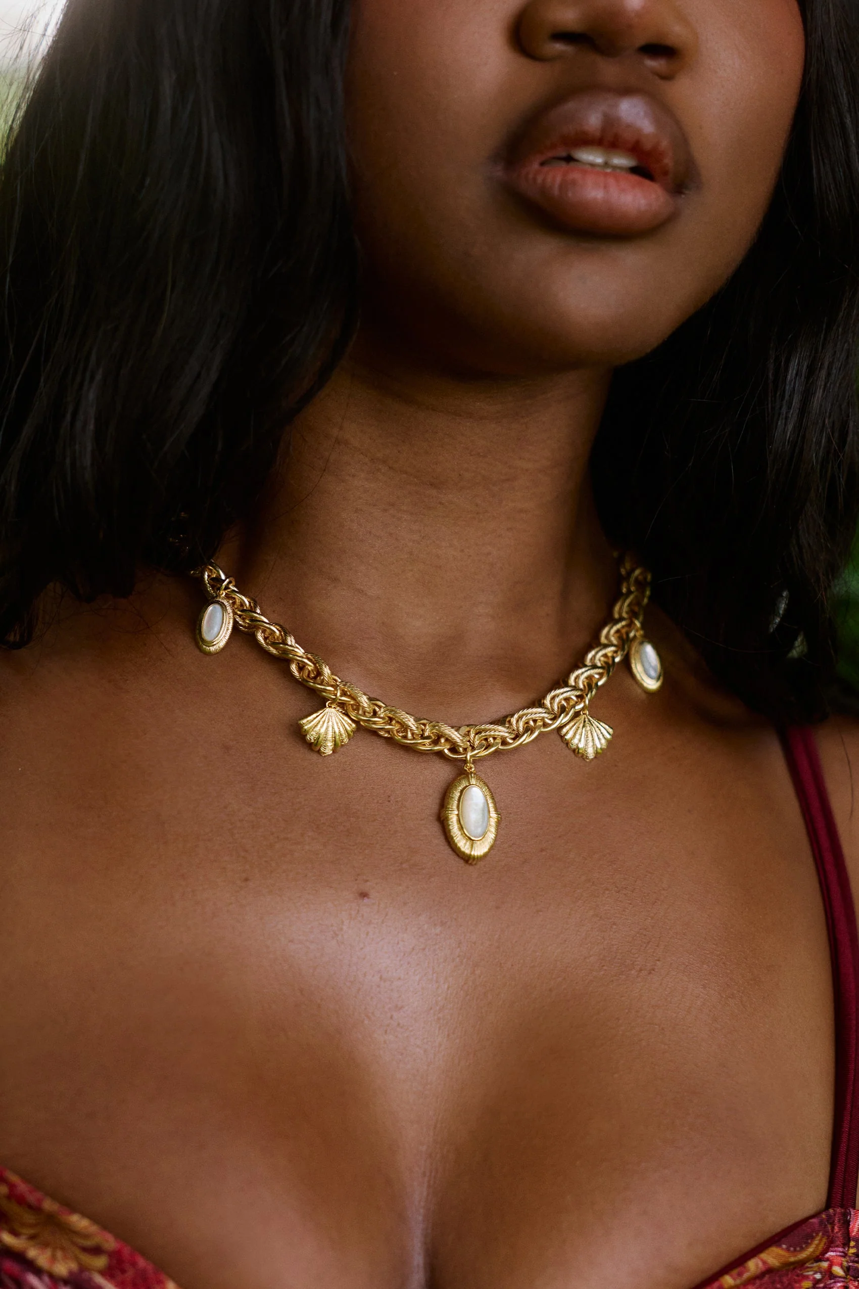 Sorella Necklace in Pearl - Image 3